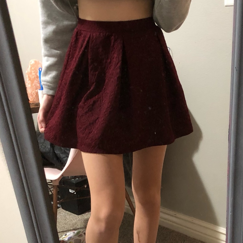 red flowy skirt